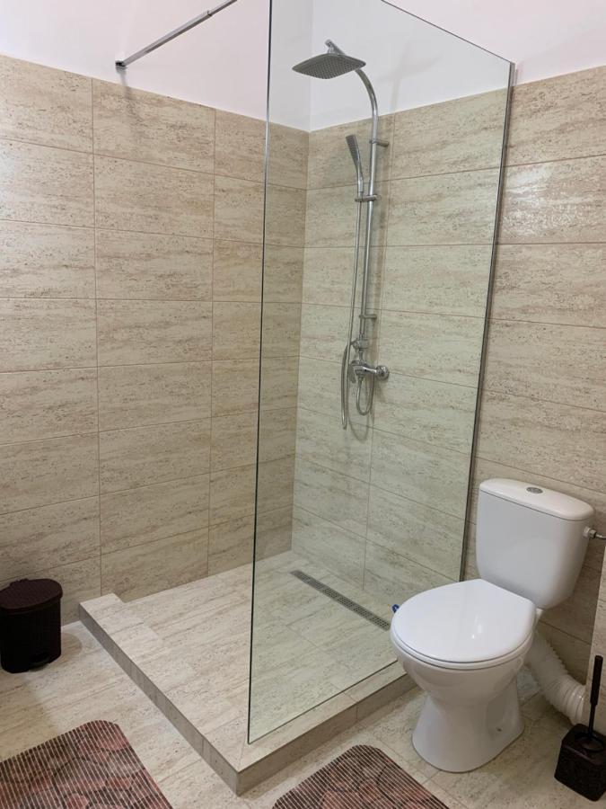 Apartament Promenada นาโวดาริ ภายนอก รูปภาพ